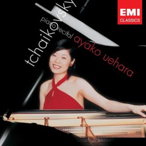 收聽Ayako Uehara的Tchaikovsky: Piano Sonata in G, Op.37 - 1. Moderato e risoluto歌詞歌曲