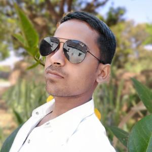 Listen to Maja Lute Da Baratiyan Ke song with lyrics from Gajanan Nandan
