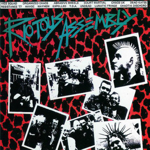 ดาวน์โหลดและฟังเพลง Psycho พร้อมเนื้อเพลงจาก Mayhem