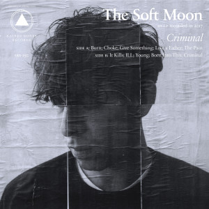 收聽The Soft Moon的Young歌詞歌曲
