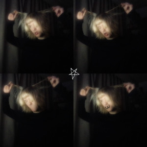 Listen to я такий гарний коли я плачу:3 song with lyrics from Sary