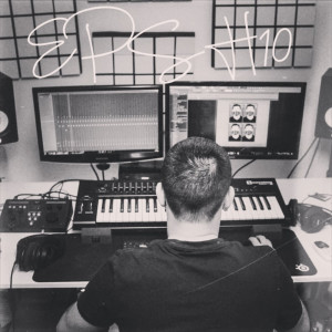 default playlist img