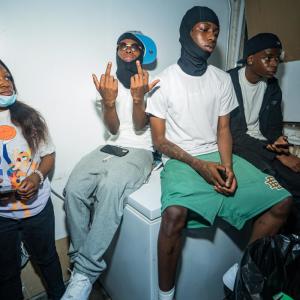 ดาวน์โหลดและฟังเพลง Bank Account (Explicit) พร้อมเนื้อเพลงจาก Blockwork