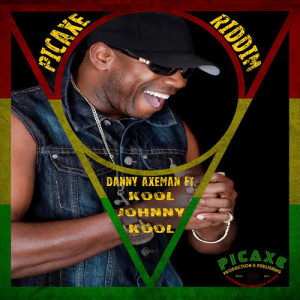 ดาวน์โหลดและฟังเพลง Rock Stone พร้อมเนื้อเพลงจาก Danny Axeman