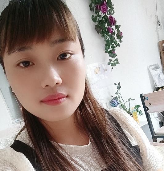 李丽