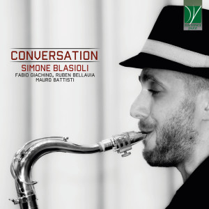 Listen to African song with lyrics from Simone Blasioli