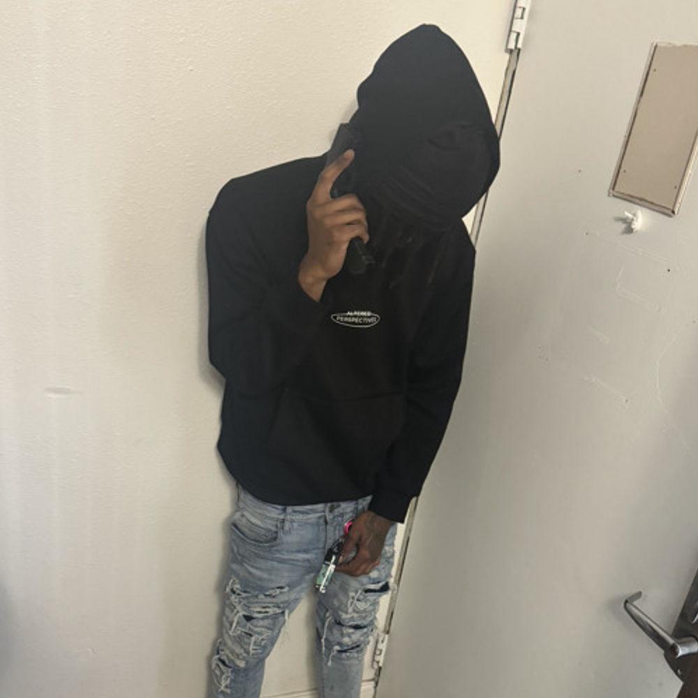 Trim (feat. smokingskul, pintscored, boolymon & marrgielaa) (Explicit)