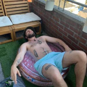 default playlist img