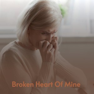 ดาวน์โหลดและฟังเพลง Your Big Brown Eyes พร้อมเนื้อเพลงจาก Bobby Comstock