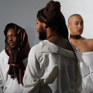 ดาวน์โหลดและฟังเพลง Vacant Absent Present Acapeezy (Explicit) พร้อมเนื้อเพลงจาก The BGVs