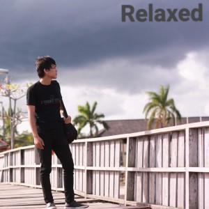 收听Malovy的Relaxed歌词歌曲