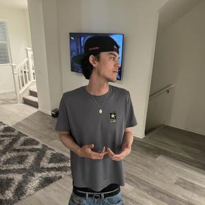 ดาวน์โหลดและฟังเพลง die4u (Explicit) พร้อมเนื้อเพลงจาก luvswan