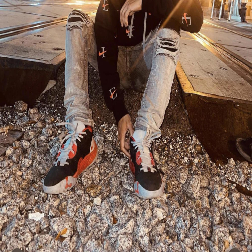 Kurt Lee ~ BackSeat Freestyle (Explicit)