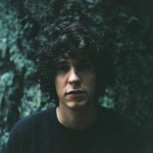Dengarkan lagu How Could You Babe nyanyian Tobias Jesso Jr. dengan lirik