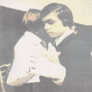 Dengarkan A Boy and A Girl lagu dari Catwalk dengan lirik