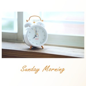 ดาวน์โหลดและฟังเพลง Sunday Morning พร้อมเนื้อเพลงจาก August