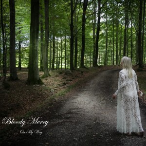 收聽Bloody Merry的Far Away from Home歌詞歌曲