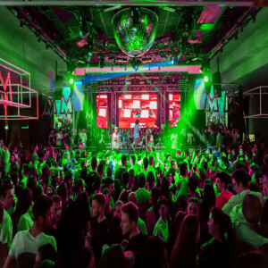 default playlist img