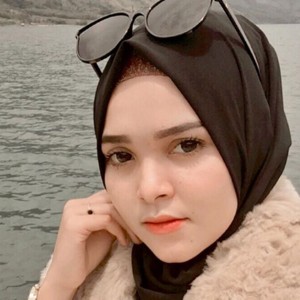 Dengarkan Lagu Gayo Gelisah (Indonesia) lagu dari Husna Vioga dengan lirik