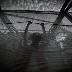 收听PGB的Nightmare歌词歌曲