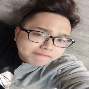 Dengarkan lagu 回忆的碎片 nyanyian 上官晓明 dengan lirik