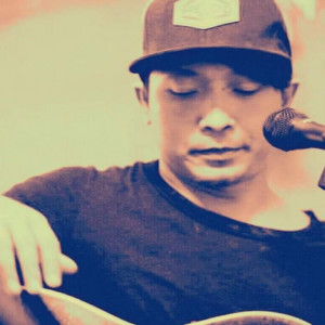 Dengarkan Suara Kesepian lagu dari Ardiansyah Verti Golevard dengan lirik