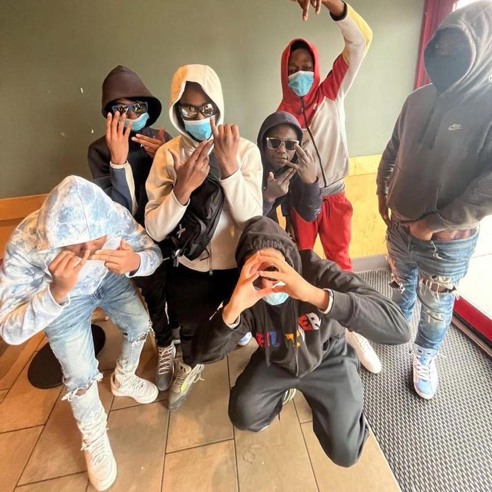 Ebk Pt. 2 (feat. Santana Euro & Sdot Bee) (Explicit)