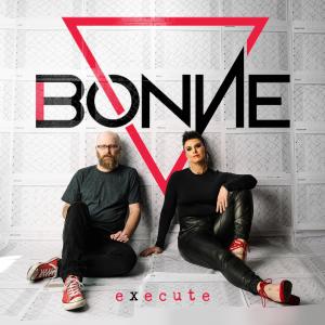 收聽Bonne的Beauty in the Ashes歌詞歌曲