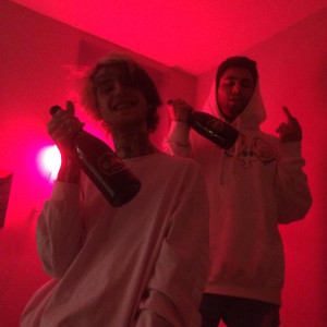 อัลบัม Downtown ศิลปิน Lil Peep