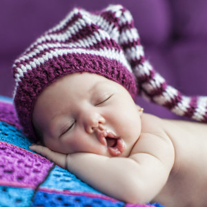 收聽Nature Sounds Baby Sleep的Rain Forest歌詞歌曲