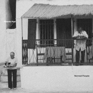 ดาวน์โหลดและฟังเพลง Normal People พร้อมเนื้อเพลงจาก Hennie Hun