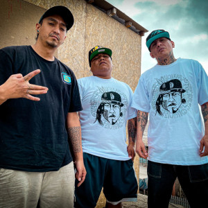 收聽Bloodnigga twz的Manifestaciones (Explicit)歌詞歌曲