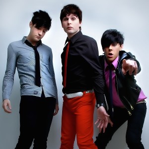 收聽The Paper Faces的The Broken Heart Song歌詞歌曲