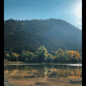 ดาวน์โหลดและฟังเพลง Underwater พร้อมเนื้อเพลงจาก Study Music Library