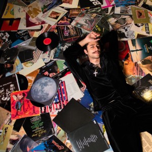 ดาวน์โหลดและฟังเพลง Prendido พร้อมเนื้อเพลงจาก The Mechanic