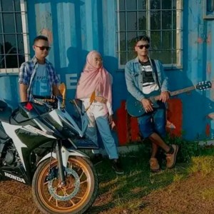 Dengarkan Mantan lagu dari Dpaspor dengan lirik