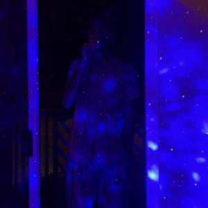 收聽DRF Records的Lighthouses and Flashing Phantoms (feat. ALEXHENNYSON)歌詞歌曲