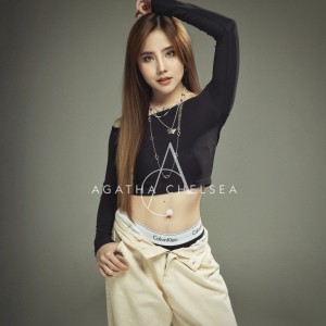 Album Delapan Huruf from Agatha Chelsea