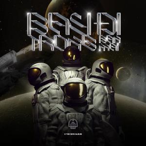 收聽OPLUS BAND的Nụ Hoa Bên Hiên Rơi歌詞歌曲