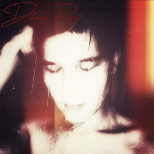 ดาวน์โหลดและฟังเพลง Чёрный ворон พร้อมเนื้อเพลงจาก Dikaya Roza