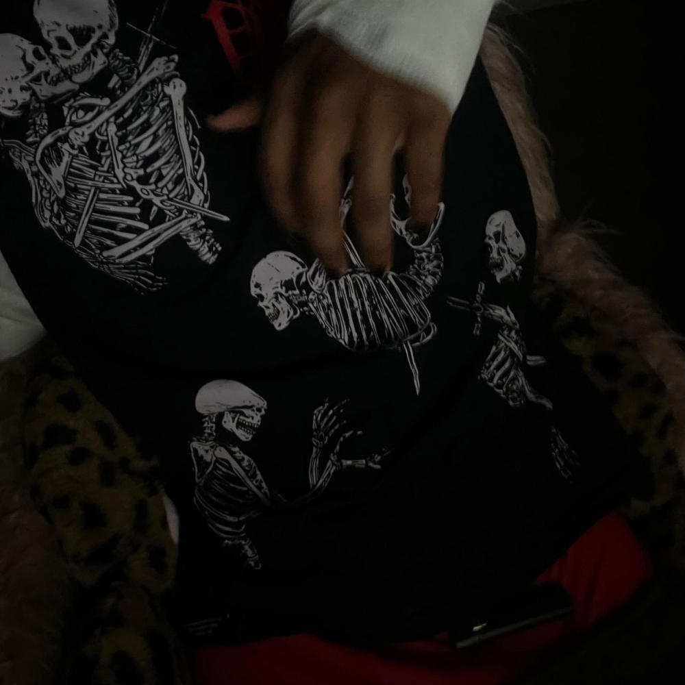shes_a_demon