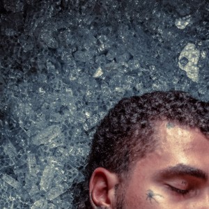 收聽rnnwv的E Se...歌詞歌曲