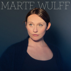 Listen to Stein, saks, papir song with lyrics from Marte Wulff