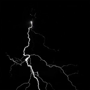 Listen to Xin Đừng Nhấc Máy (Remix) song with lyrics from Dark