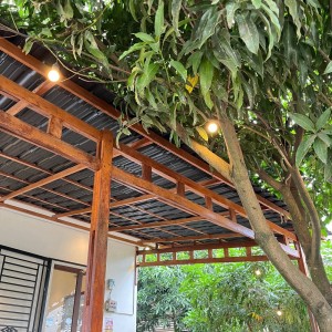 Dengarkan Paper Wings lagu dari Prabu Zabha dengan lirik