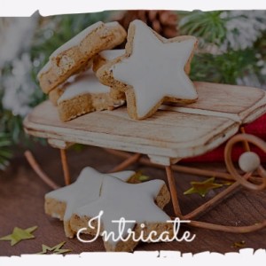 Dengarkan lagu The Christmas Song nyanyian Angel dengan lirik