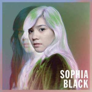 收聽Sophia Black的k i s s i n g歌詞歌曲