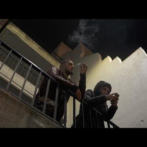 ดาวน์โหลดและฟังเพลง 2Racks (feat. Currokush) (Explicit) พร้อมเนื้อเพลงจาก Peluki