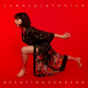 收聽Luna Sujatovich的No me alcanza歌詞歌曲