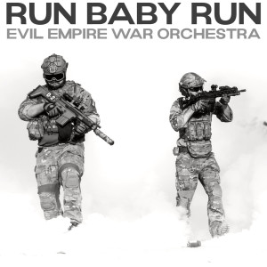 收聽Madbello的Run Baby Run (Evil Empire War Orchestra)歌詞歌曲